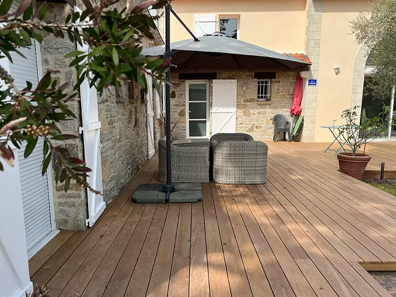 Aménagement de terrasse par un paysagiste de Nantes