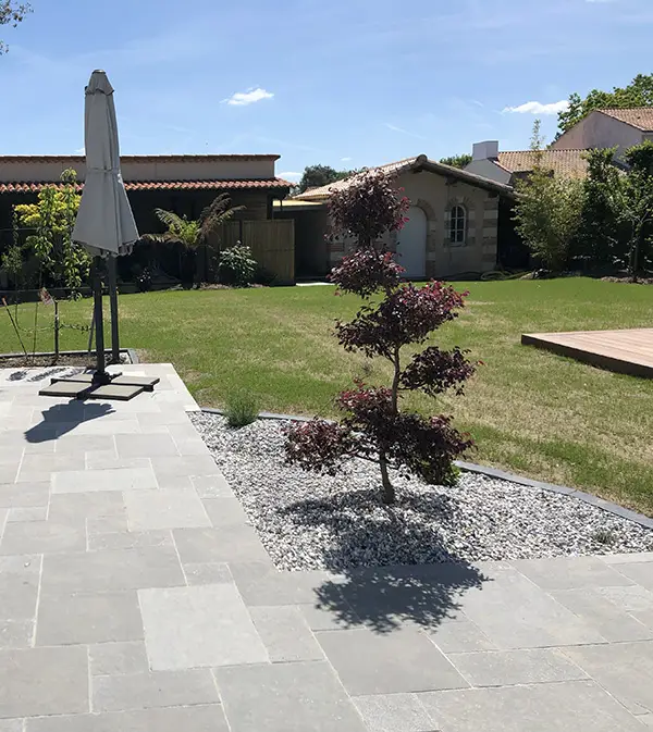 Aménagement de terrasses en pierre à Nantes